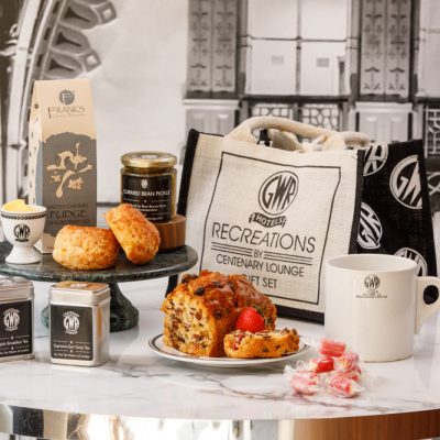 Exclusive jute bag gift hamper 